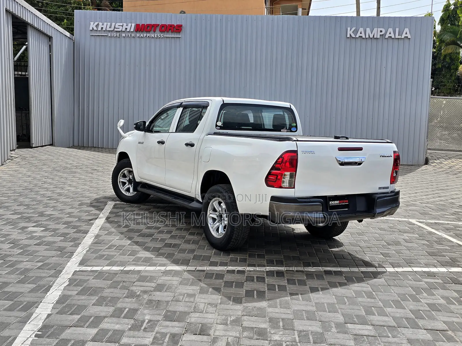Toyota Hilux 2017 White