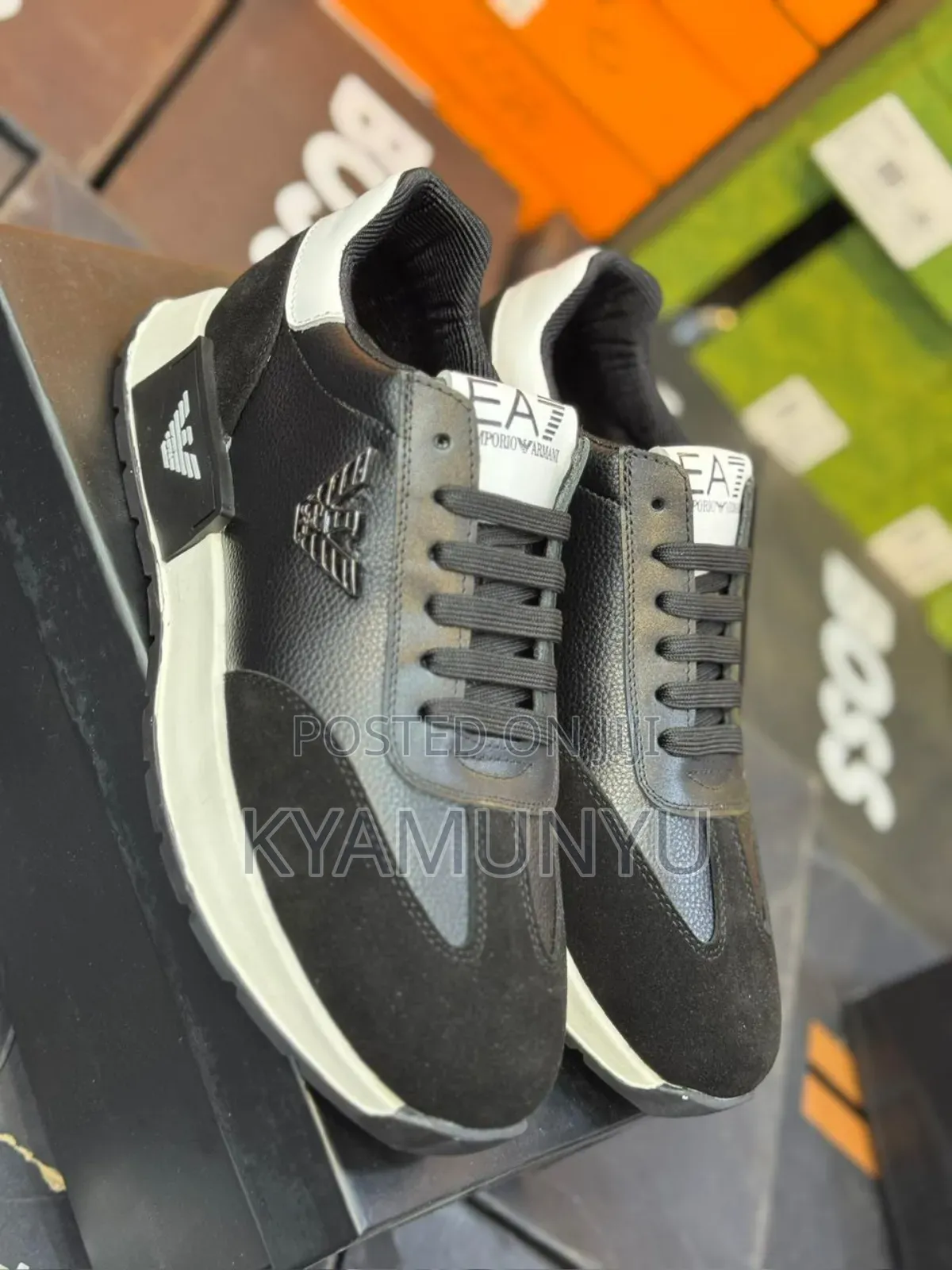 Ea7 Emporio Armani Sneakers.
