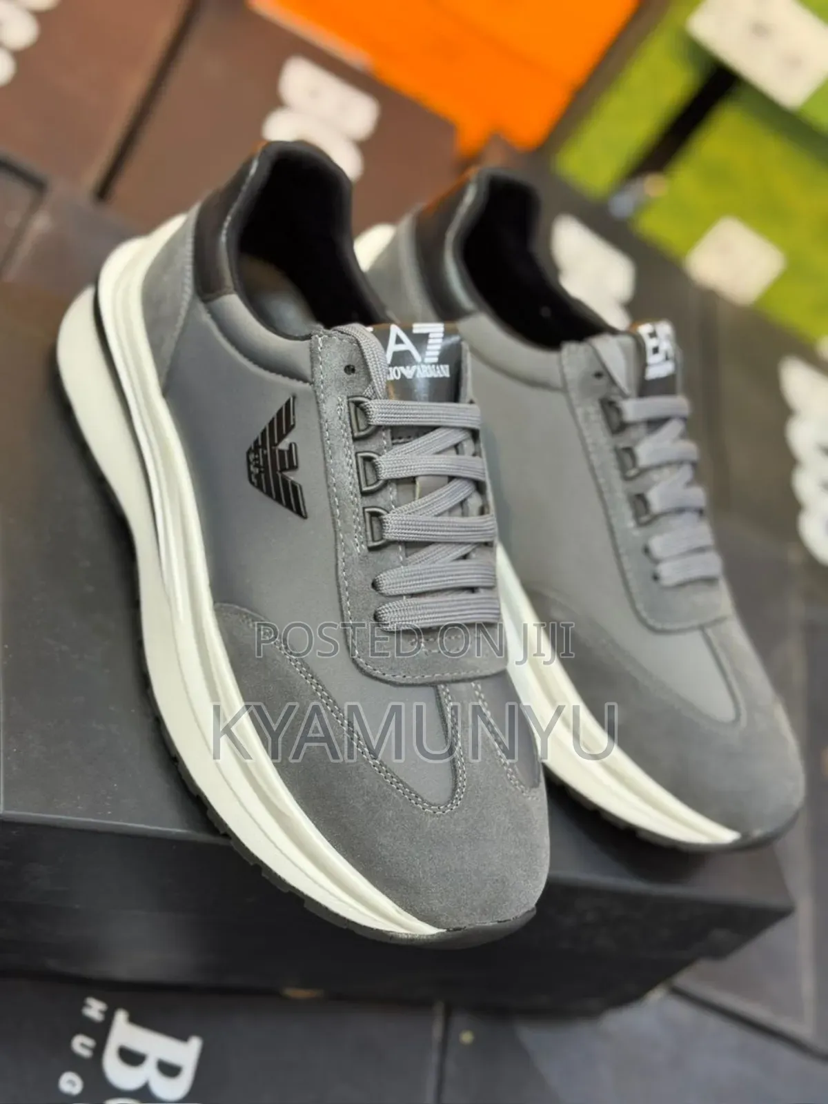 Ea7 Emporio Armani Sneakers.