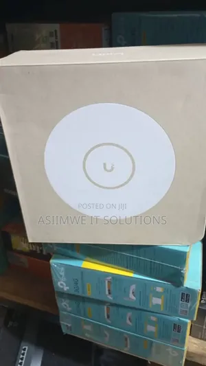 Ubiquiti Unifi U7 Pro Wi-Fi 7 Access Point.