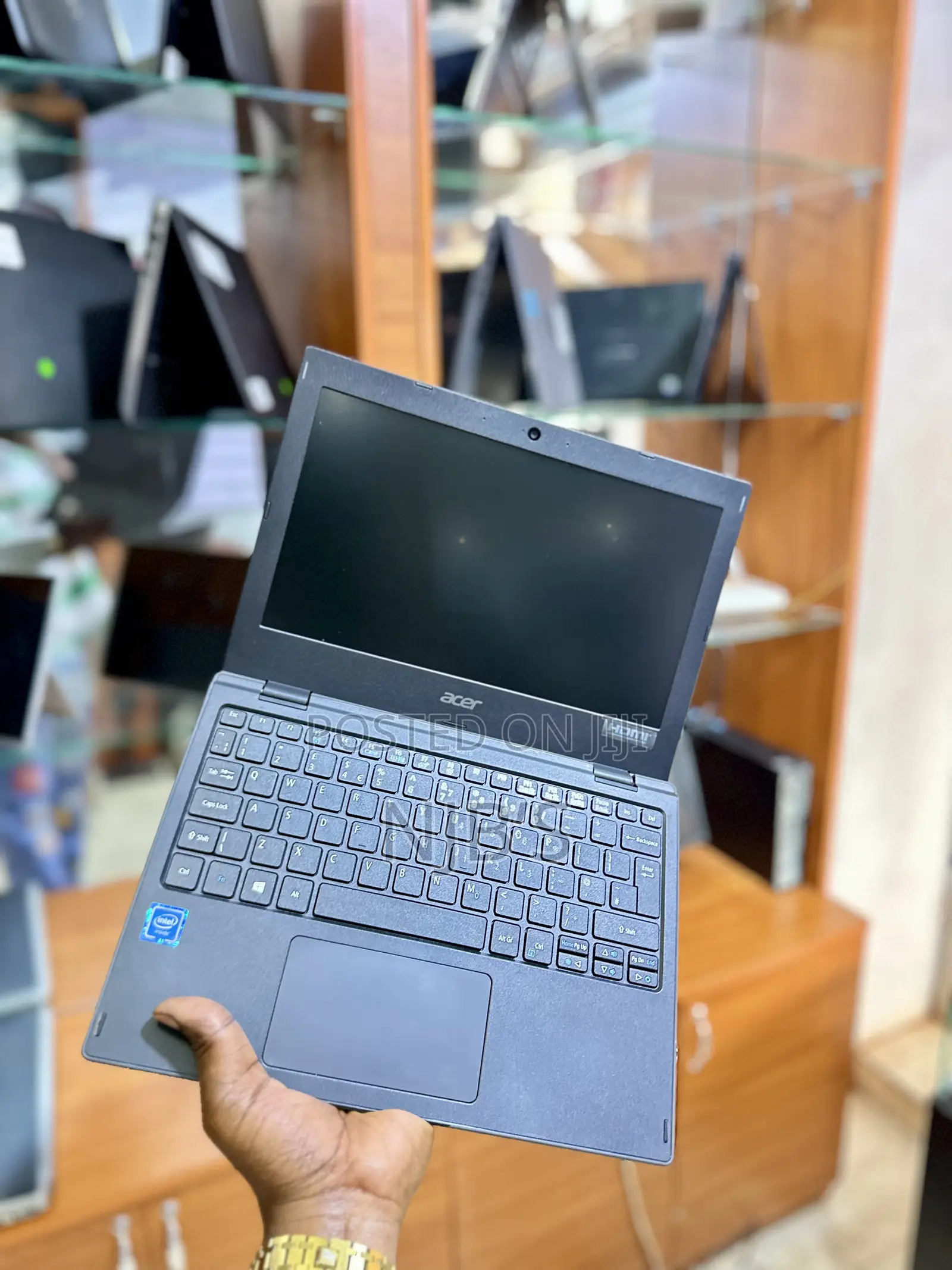 Laptop Acer 4GB Intel Celeron eMMC 60GB