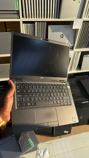 Laptop Dell Latitude 5300 8GB Intel Core I5 SSD 256GB