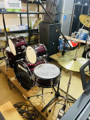Brandnew Yamaha Drum Set