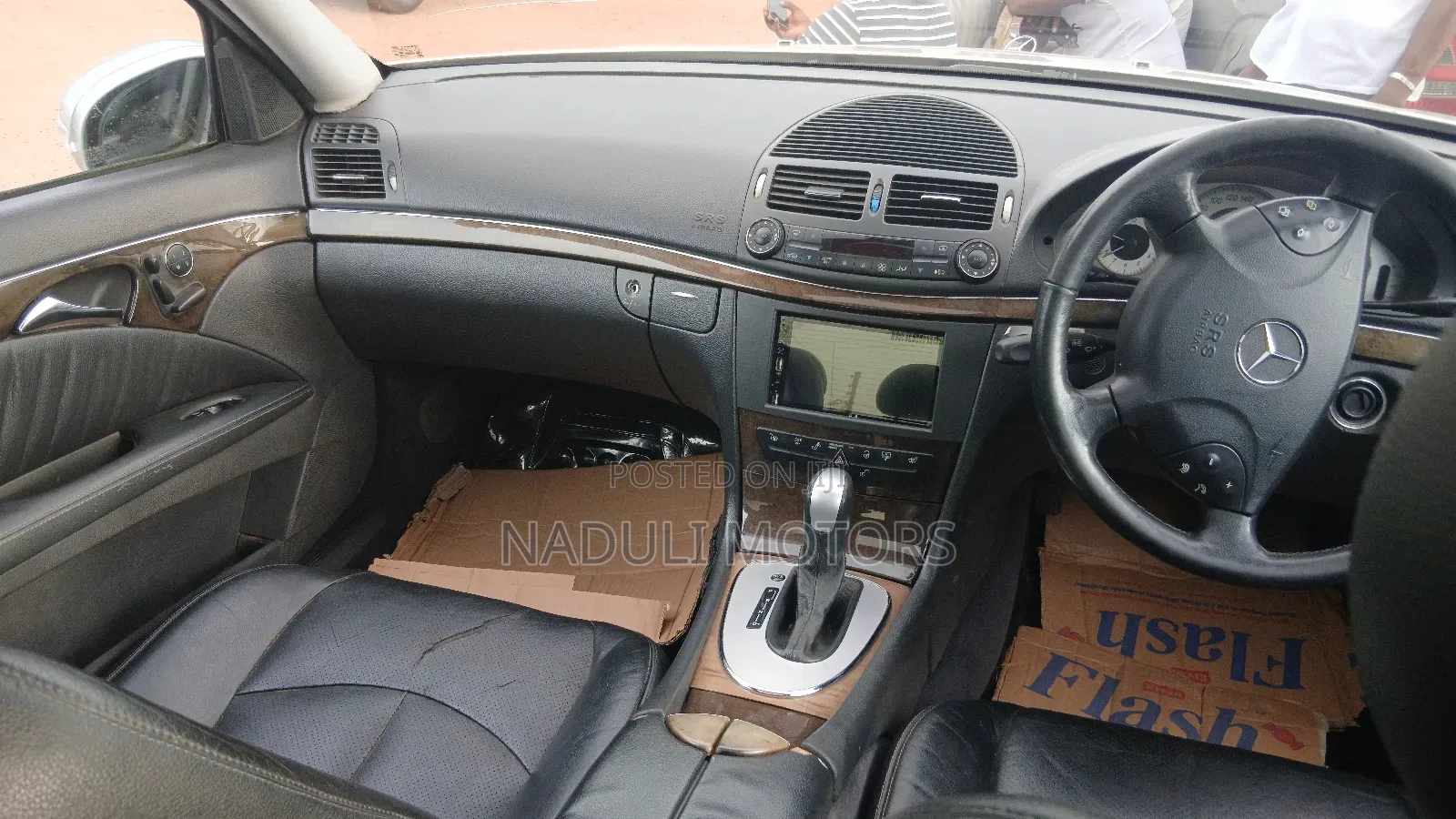 Mercedes-Benz E320 2004 Silver