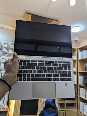 New Laptop HP EliteBook X360 1040 G7 16GB Intel Core I7 SSD 512GB