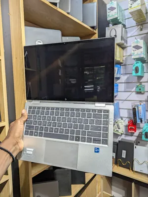 New Laptop HP EliteBook 1040 G8 16GB Intel Core I7 SSD 512GB