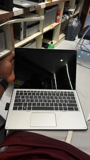 Laptop HP Elite X2 1012 8GB Intel Core i5 SSD 256GB