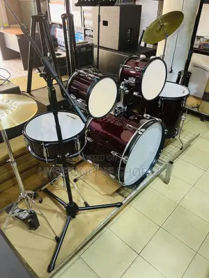 Brandnew Acoustic Yamaha Full Set Drums