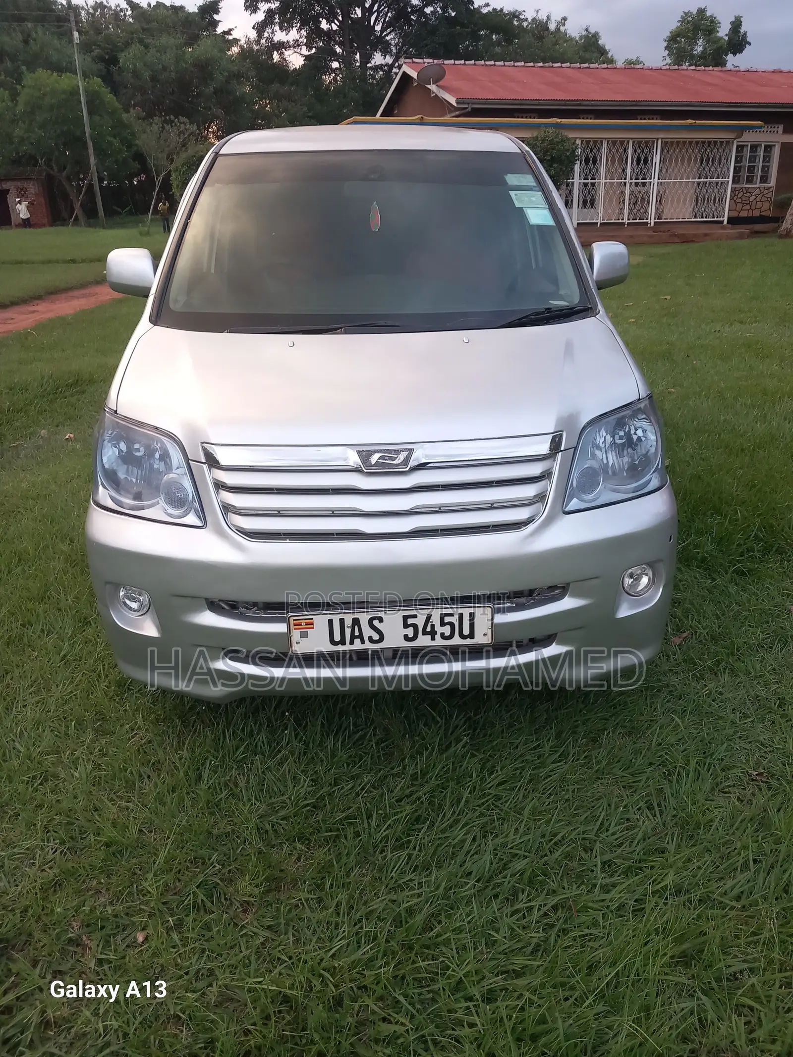 Toyota Noah 2023 Silver