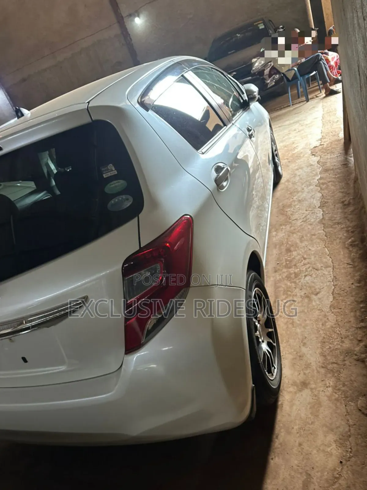 Toyota Vitz 1.3 AWD 3dr 2016 White