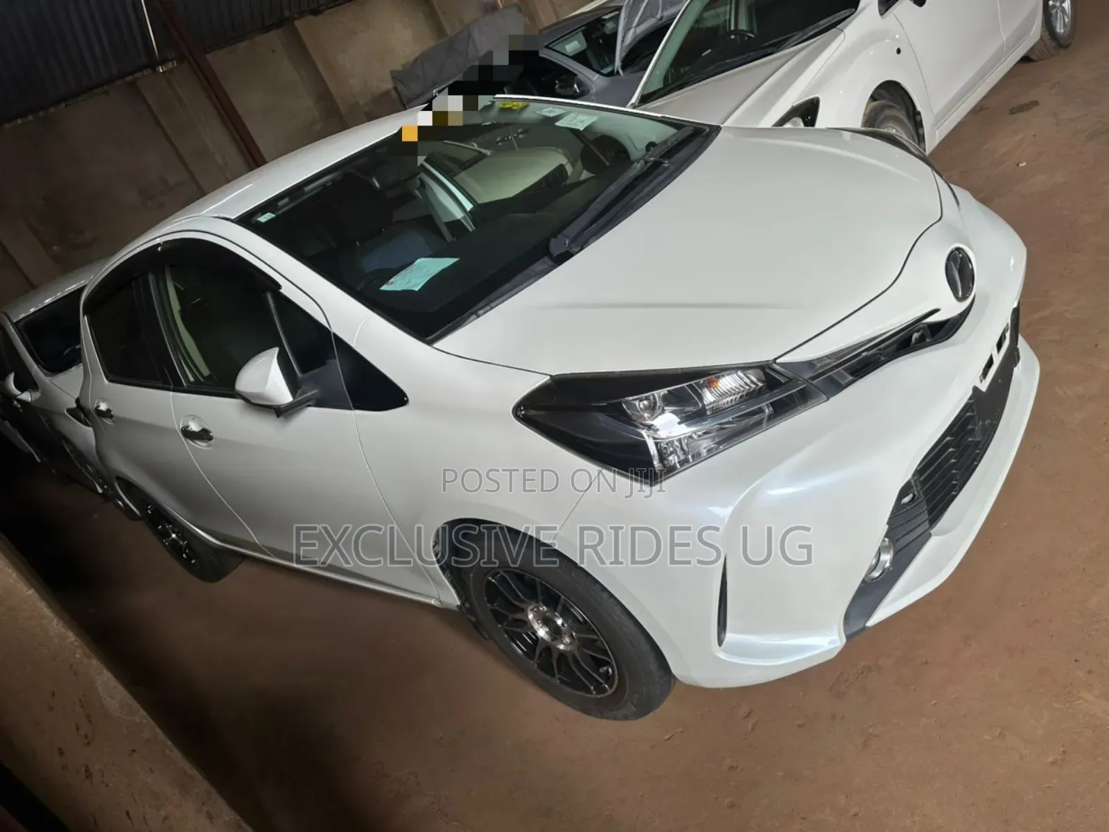 Toyota Vitz 1.3 AWD 3dr 2016 White