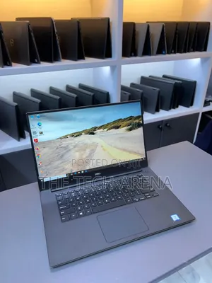 Laptop Dell Precision 5520 16GB Intel Core I5 SSD 512GB