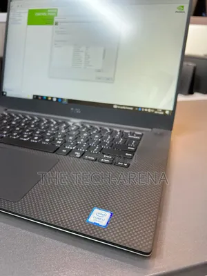 Laptop Dell Precision 5520 16GB Intel Core I5 SSD 512GB
