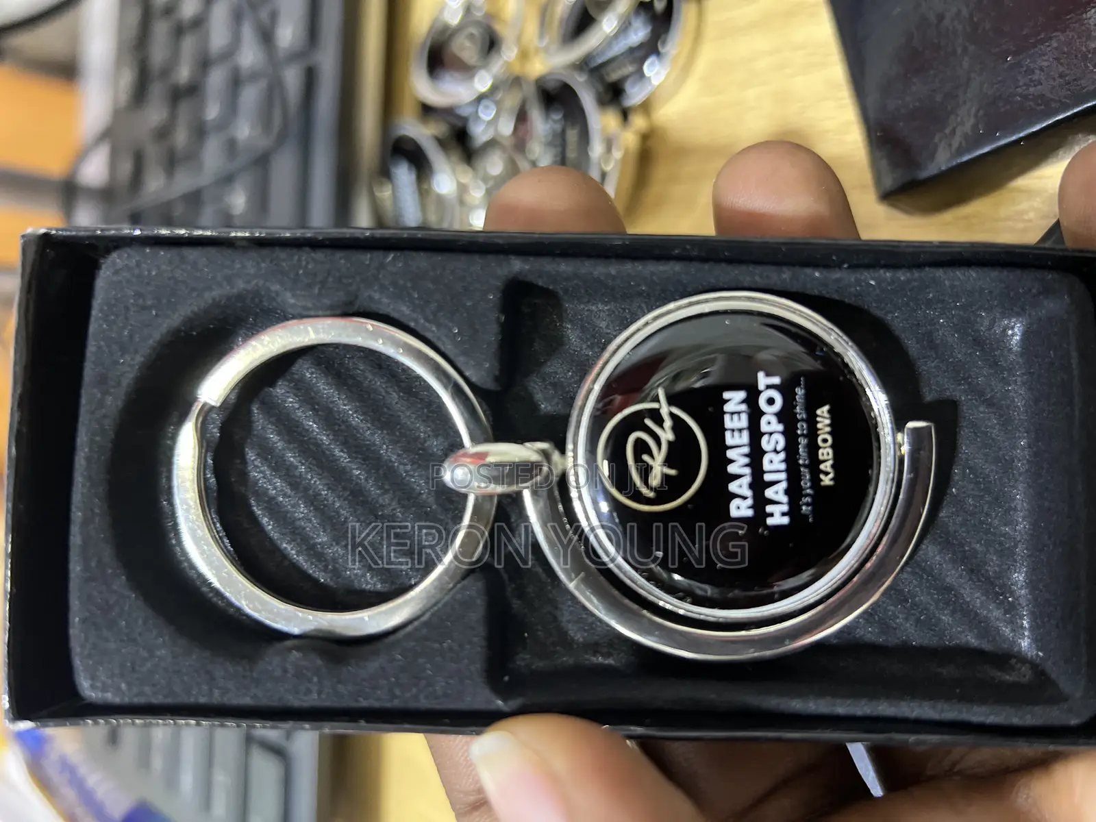Lapel Pins/Key Rings/Plaques/Certificates