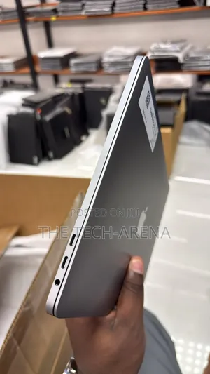 Laptop Apple MacBook Pro 2020 16GB Intel Core i5 SSD 256GB