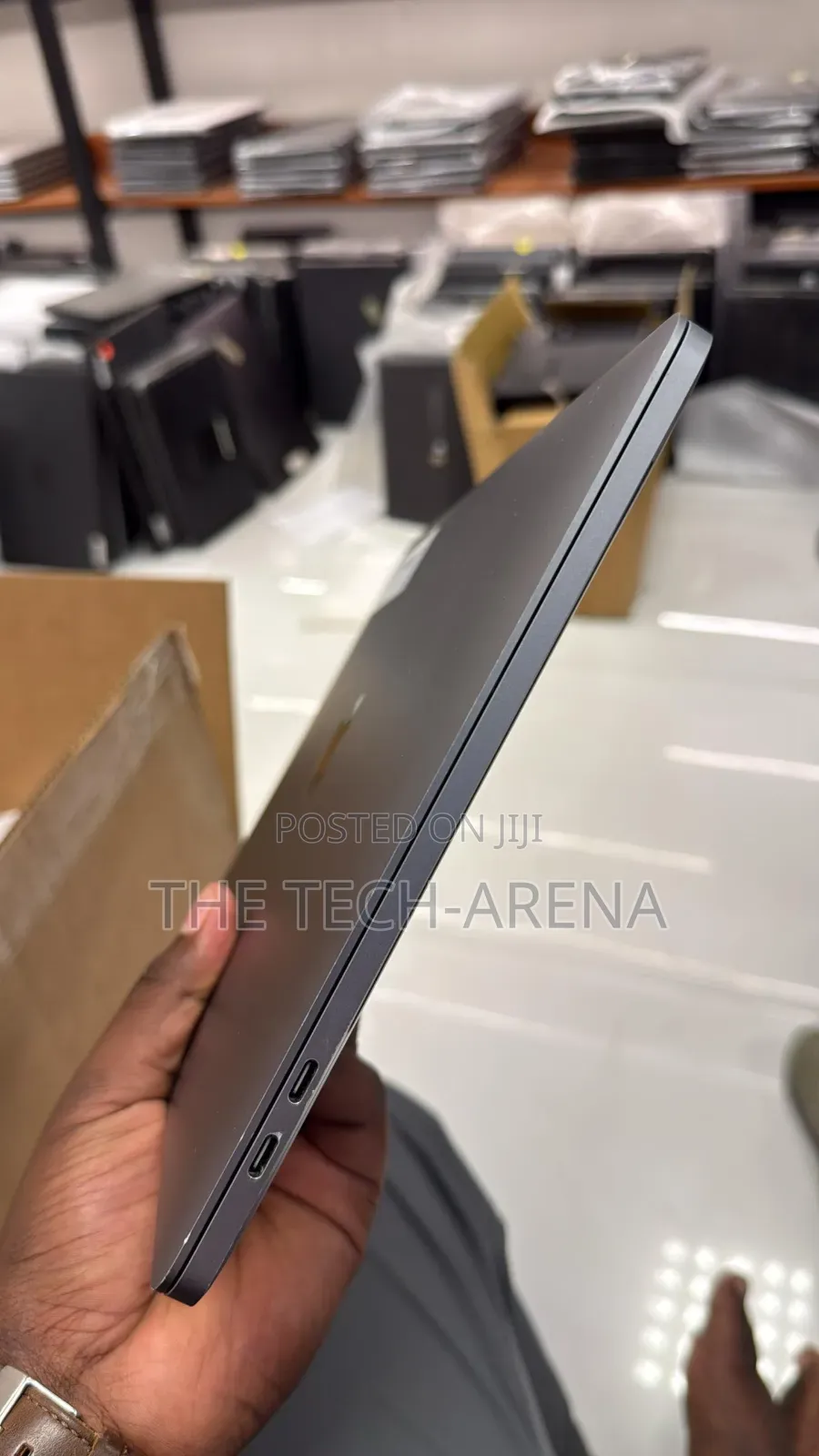 Laptop Apple MacBook Pro 2020 16GB Intel Core i5 SSD 256GB