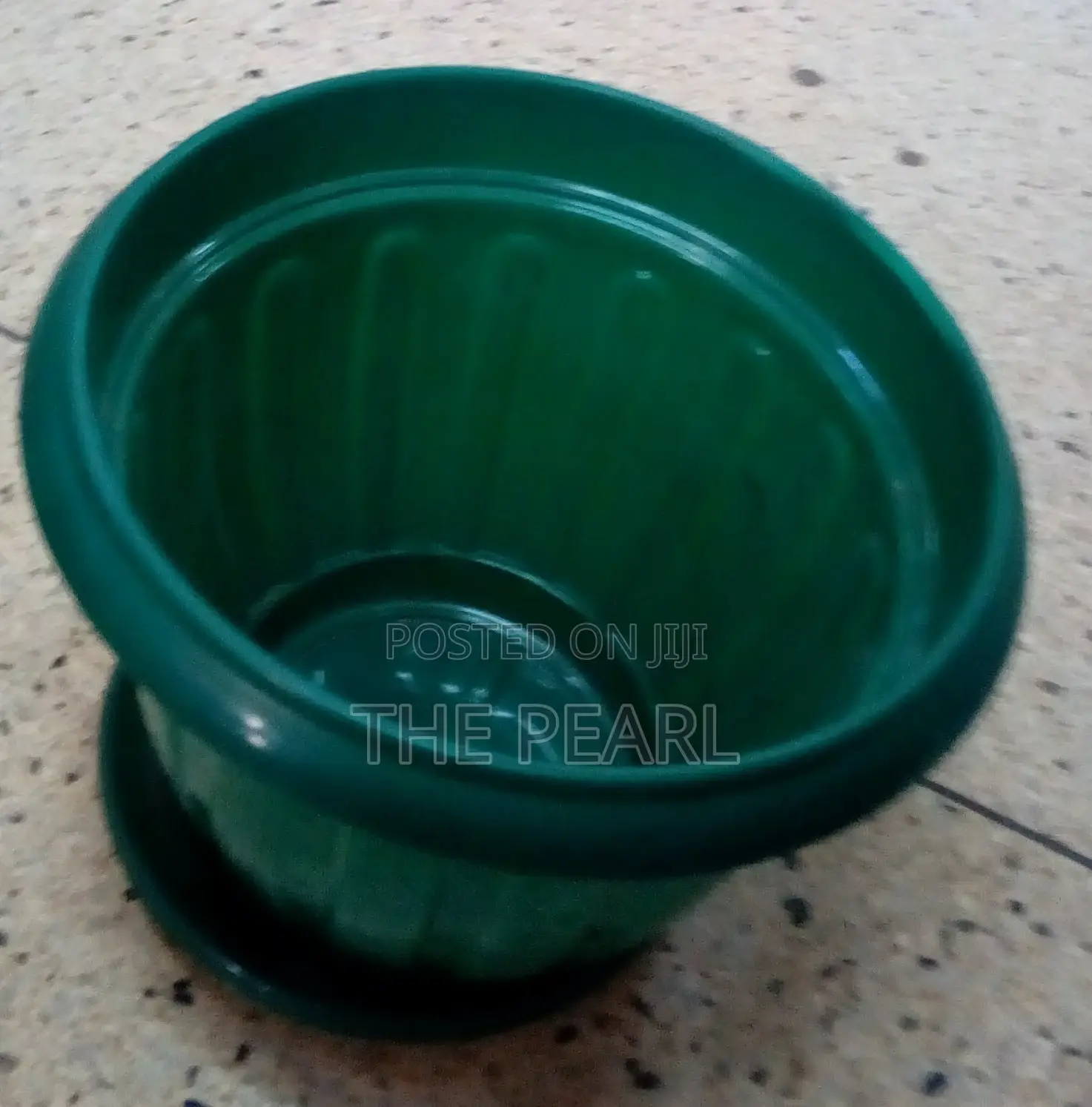 Plastic Round Flower Pot