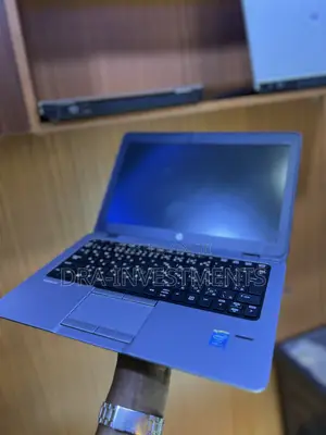 Laptop HP EliteBook 820 G2 8GB Intel Core I5 SSD 512GB