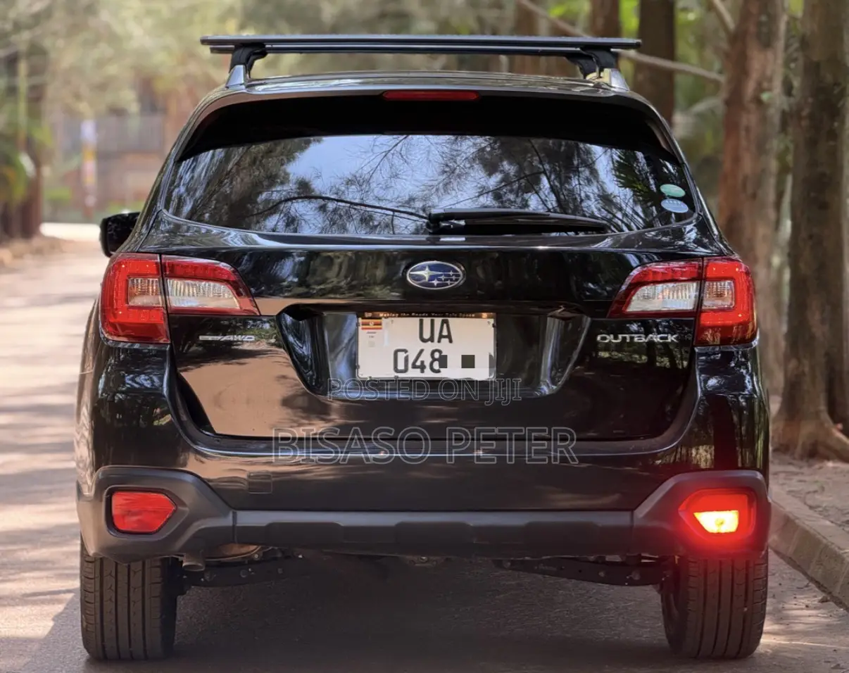 Subaru Outback 2.5i Premium AWD 2016 Black