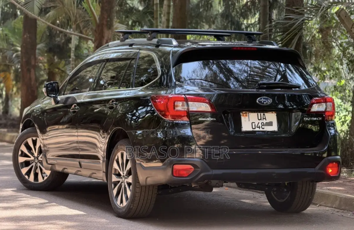 Subaru Outback 2.5i Premium AWD 2016 Black