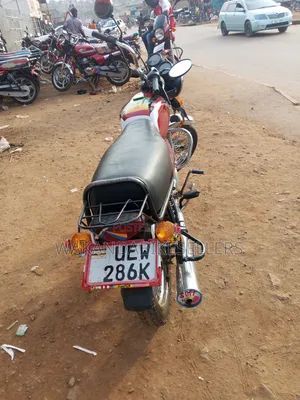 Bajaj Boxer 2019 Red
