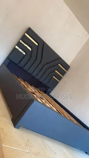 5x6 Leather Sticker Black Bed
