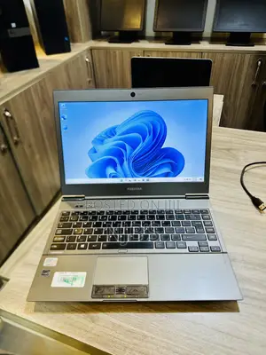 Laptop Toshiba Portege Z930 4GB Intel Core I5 SSD 128GB