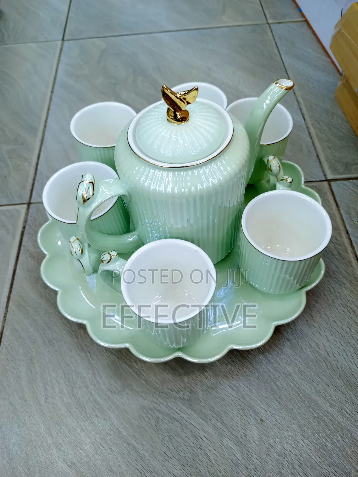 Rotating Ceramic Tea Set