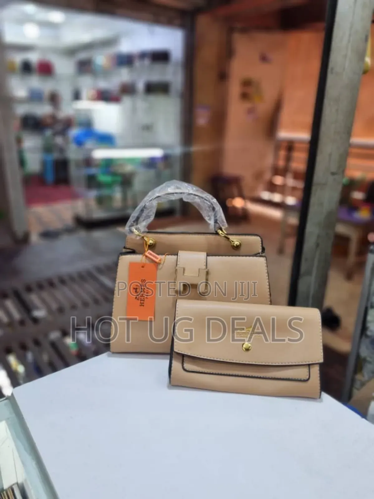 2 Pc Ladies Classic Handbag With Multiple Compartments- Gold
