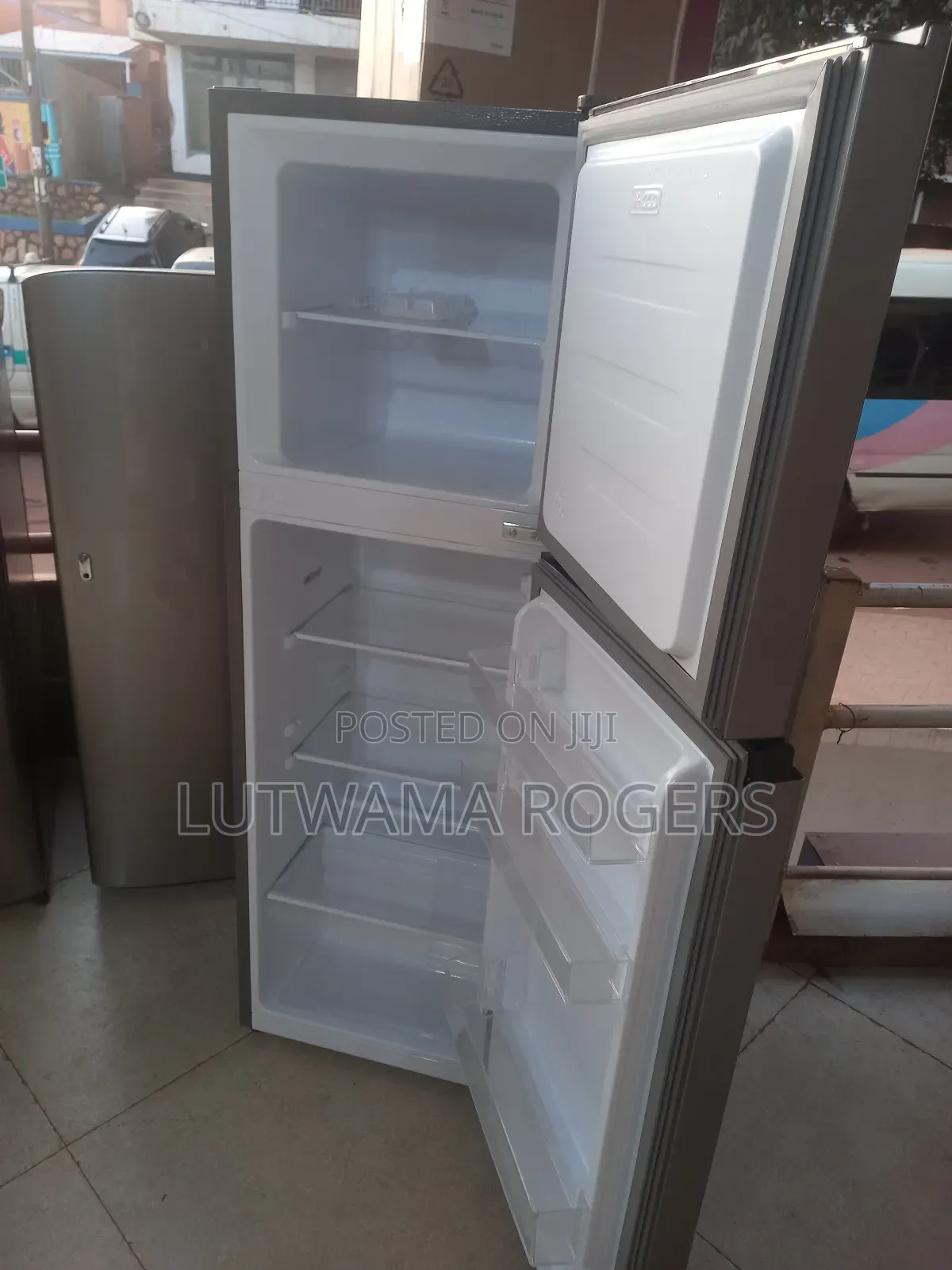 Hisense 200ltrs Double Door