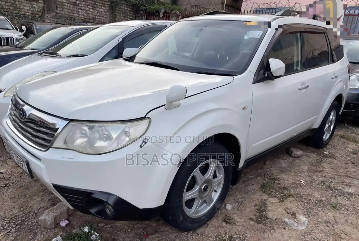 Subaru Forester 2010 White