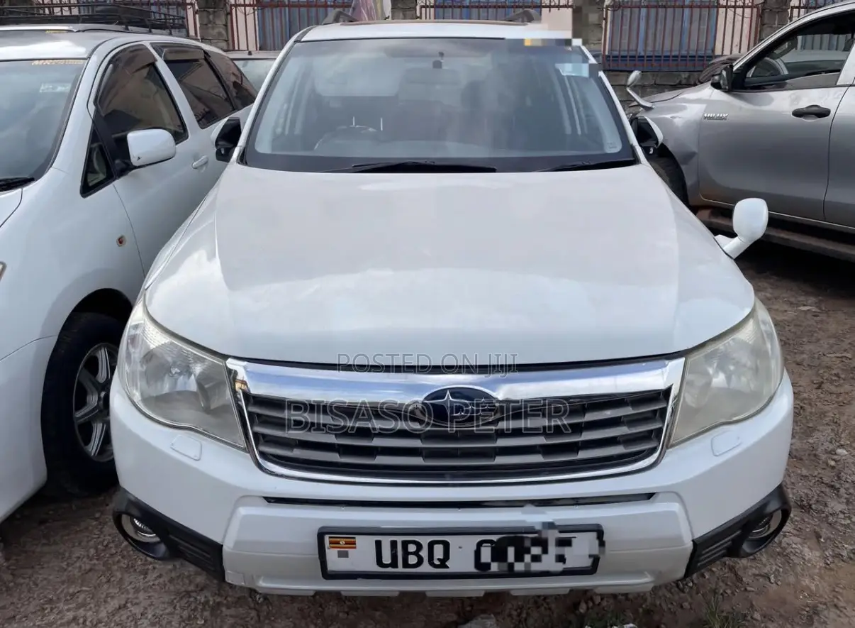 Subaru Forester 2010 White