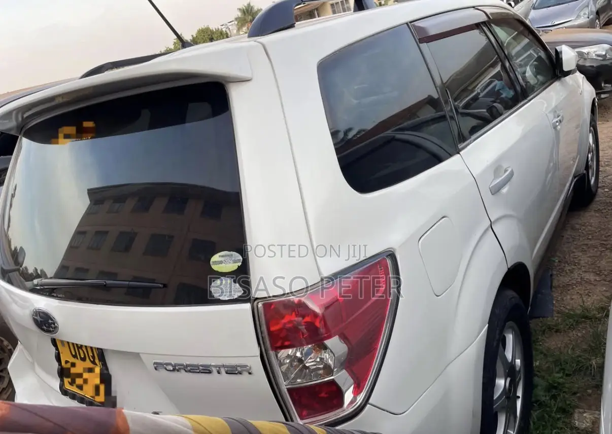 Subaru Forester 2010 White
