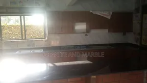 Premium Polished Granite for Kitchens