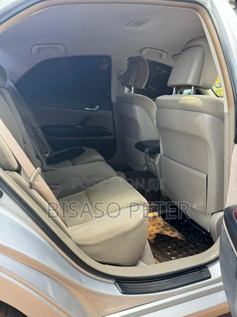 Toyota Mark X 2.5 AWD 2009 Silver