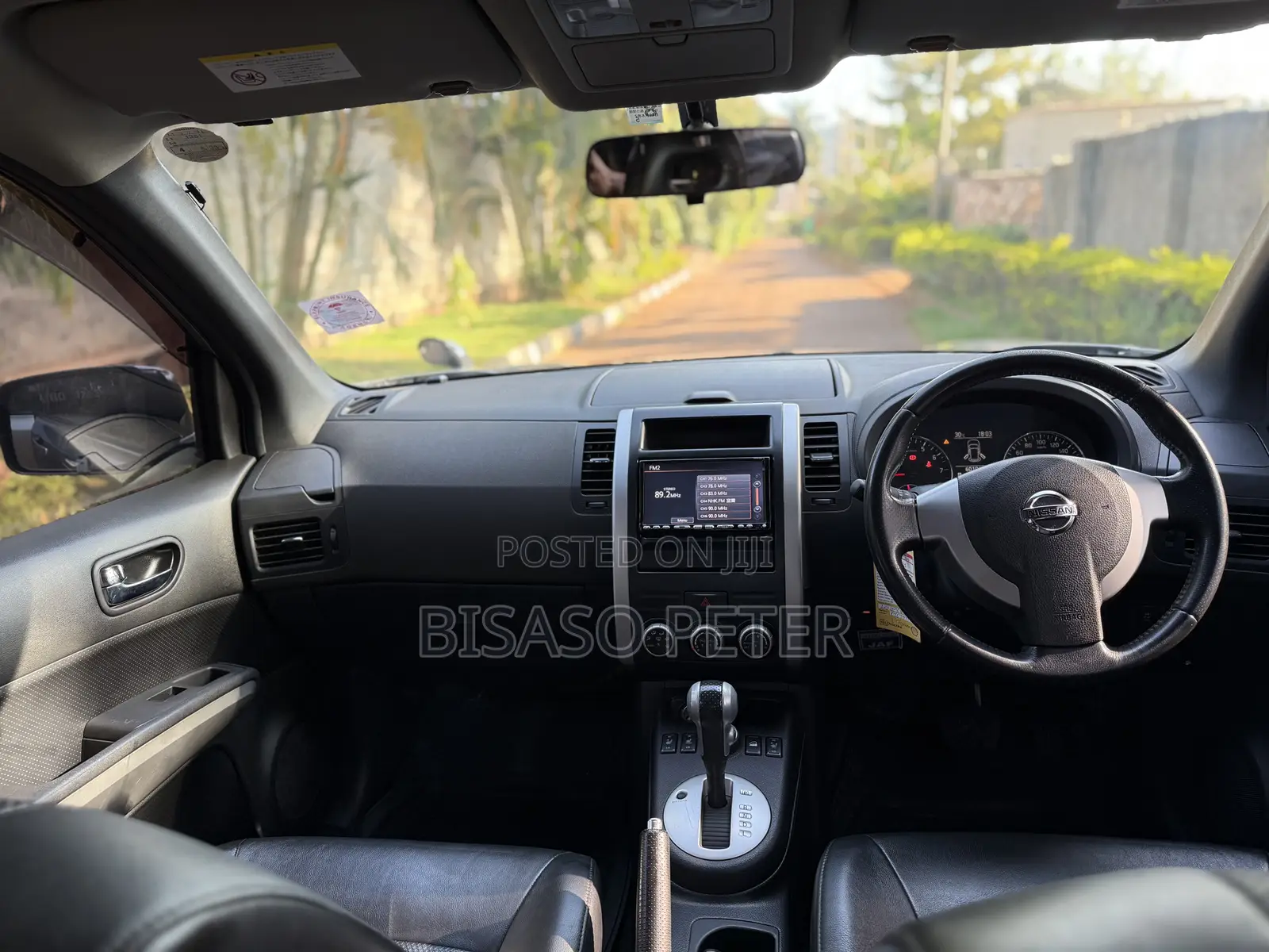Nissan X-Trail 2011 Gray