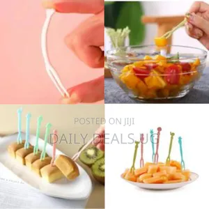 100 PCS Disposable Plastic Food Picks Fruit Forks Tasting Appetizer