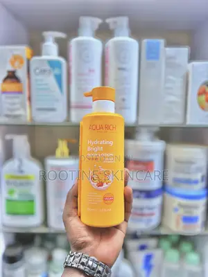 Aqua Rich Hydrating Bright With Turmeric Vitamin C Lotion