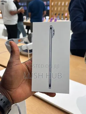 New Apple iPhone Air 256 GB