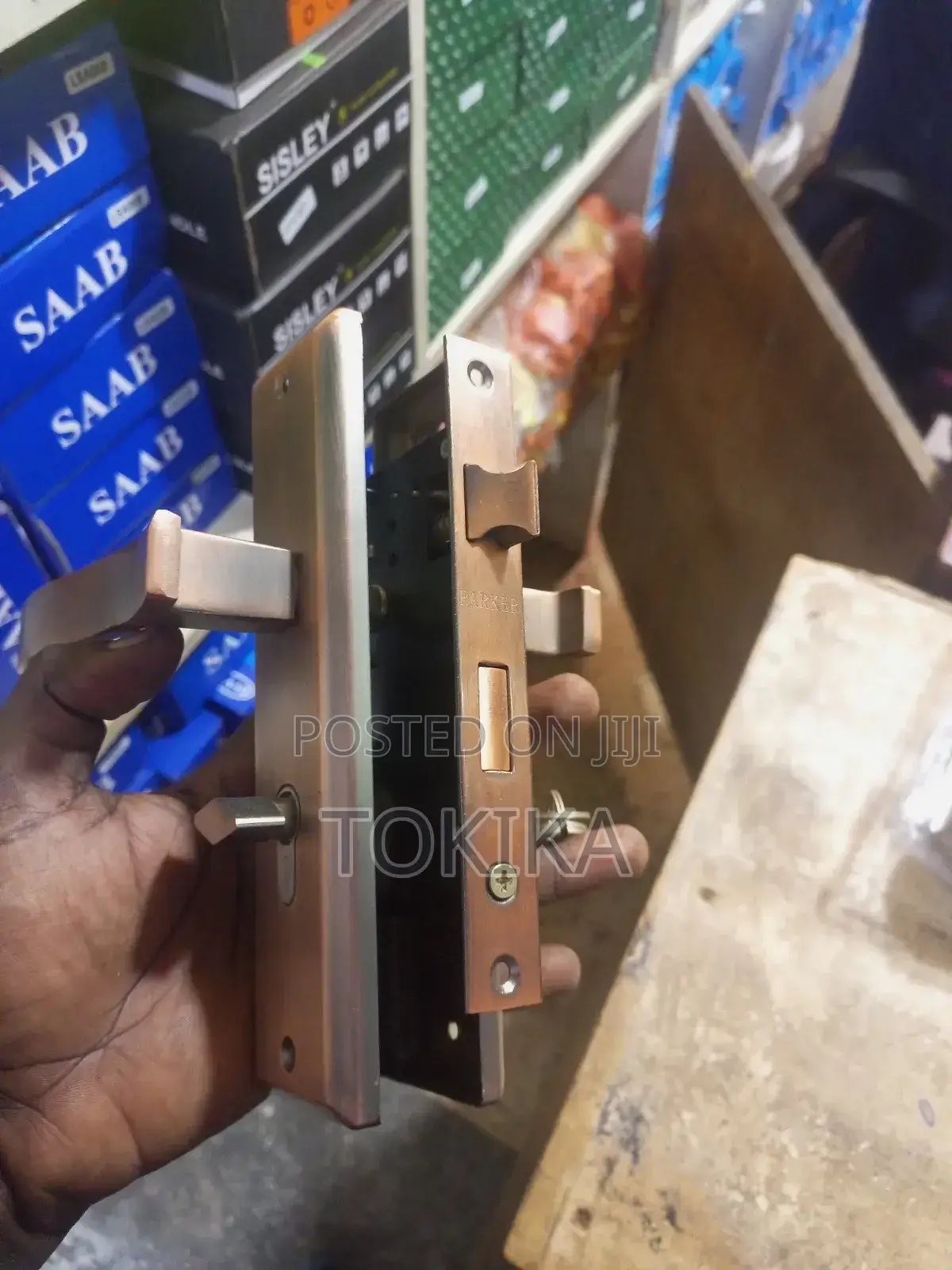 Bathroom Door Lock With Handle