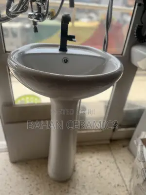 Hand Wash Basins With Pedestal.