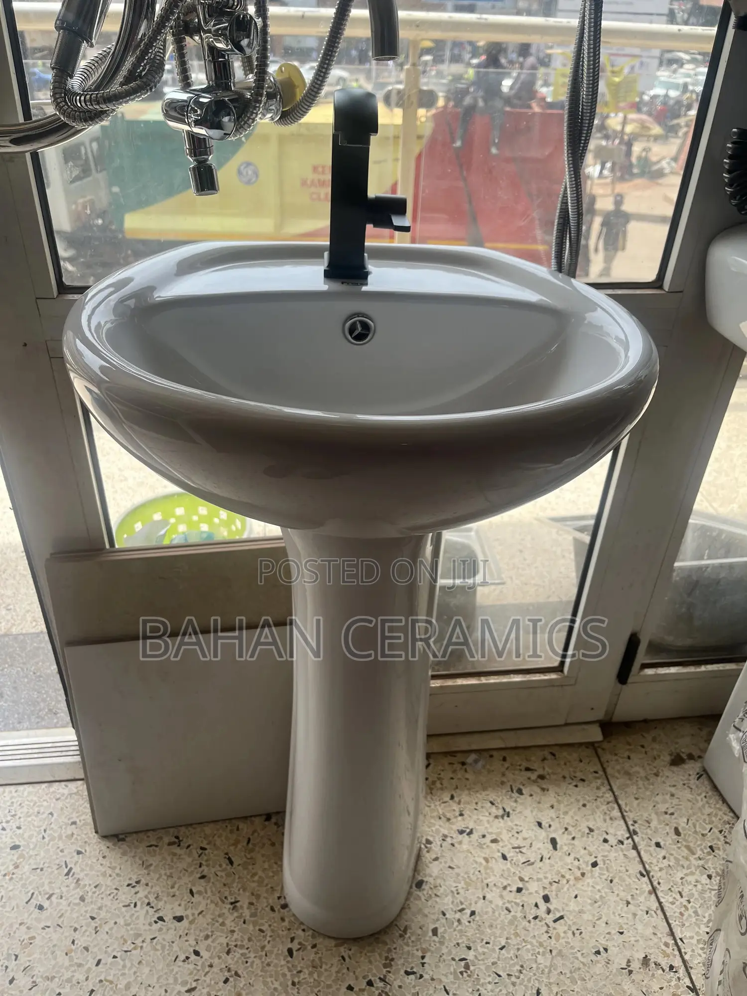 Hand Wash Basins With Pedestal.