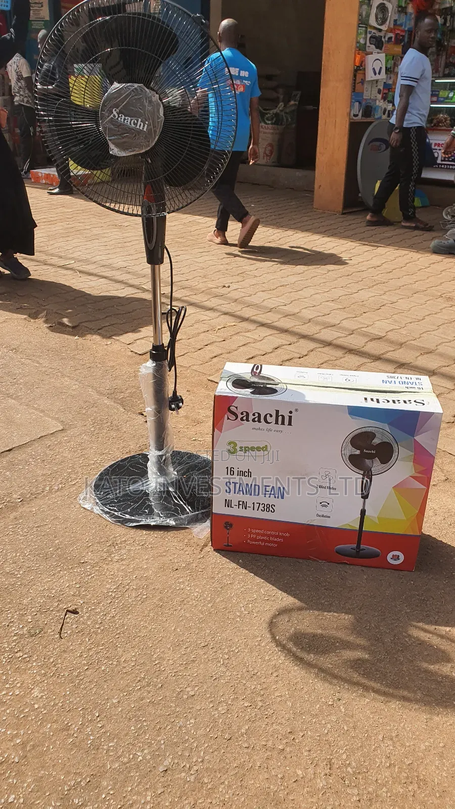 Saachi Stand Fan Black
