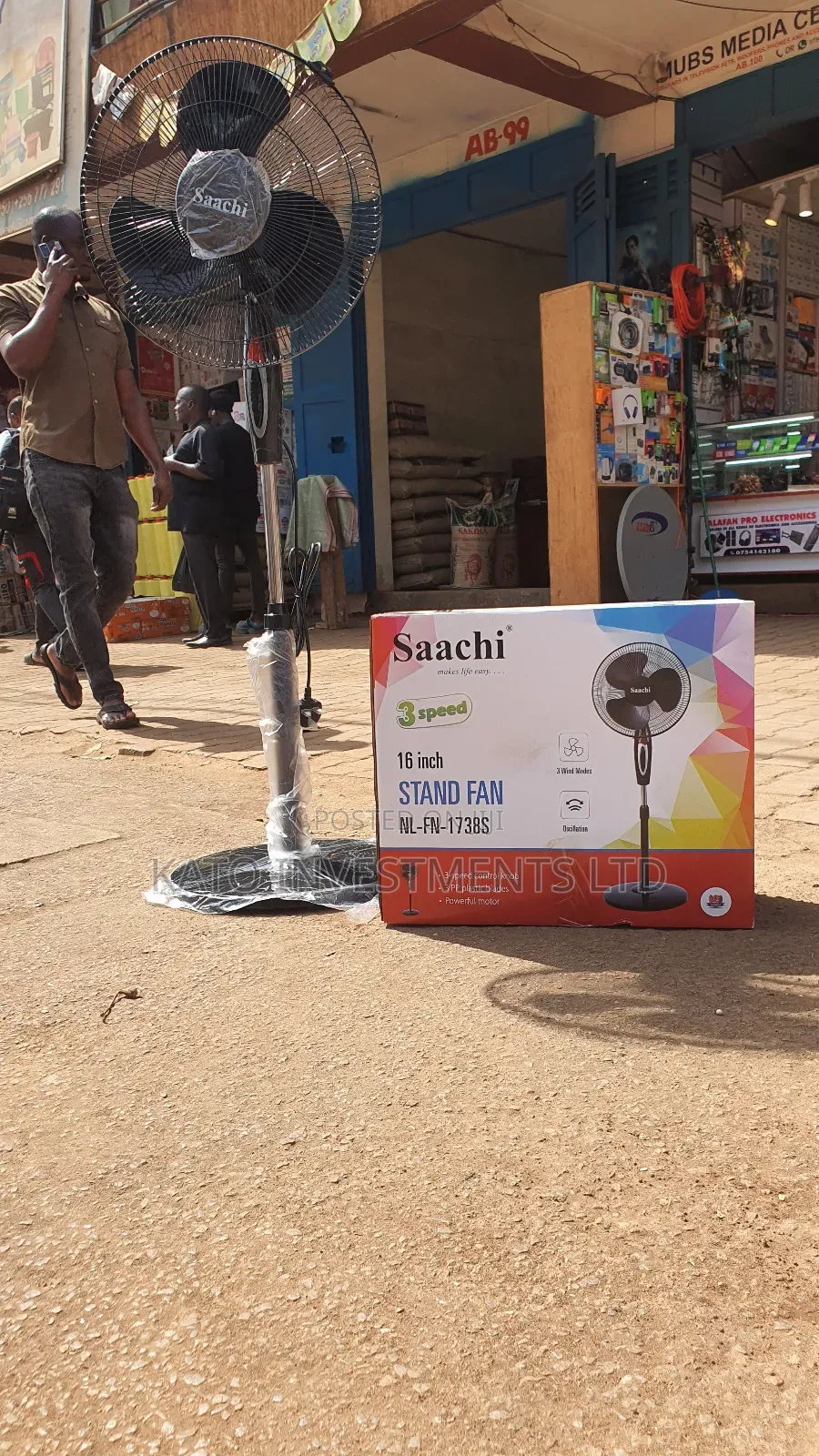 Saachi Stand Fan Black
