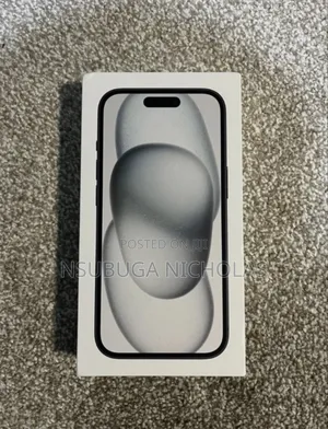 New Apple iPhone 15 128 GB Black