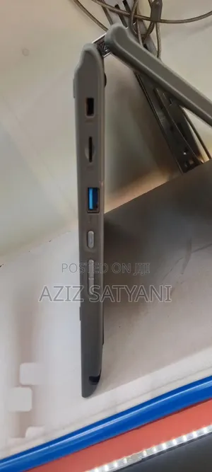 Laptop Lenovo 4GB Intel Celeron SSD 128GB