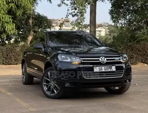 Volkswagen Touareg Hybrid 2012 Black