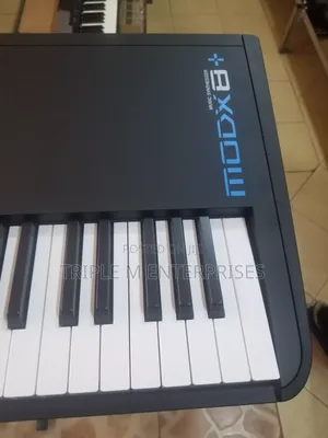 Piano Modx 8