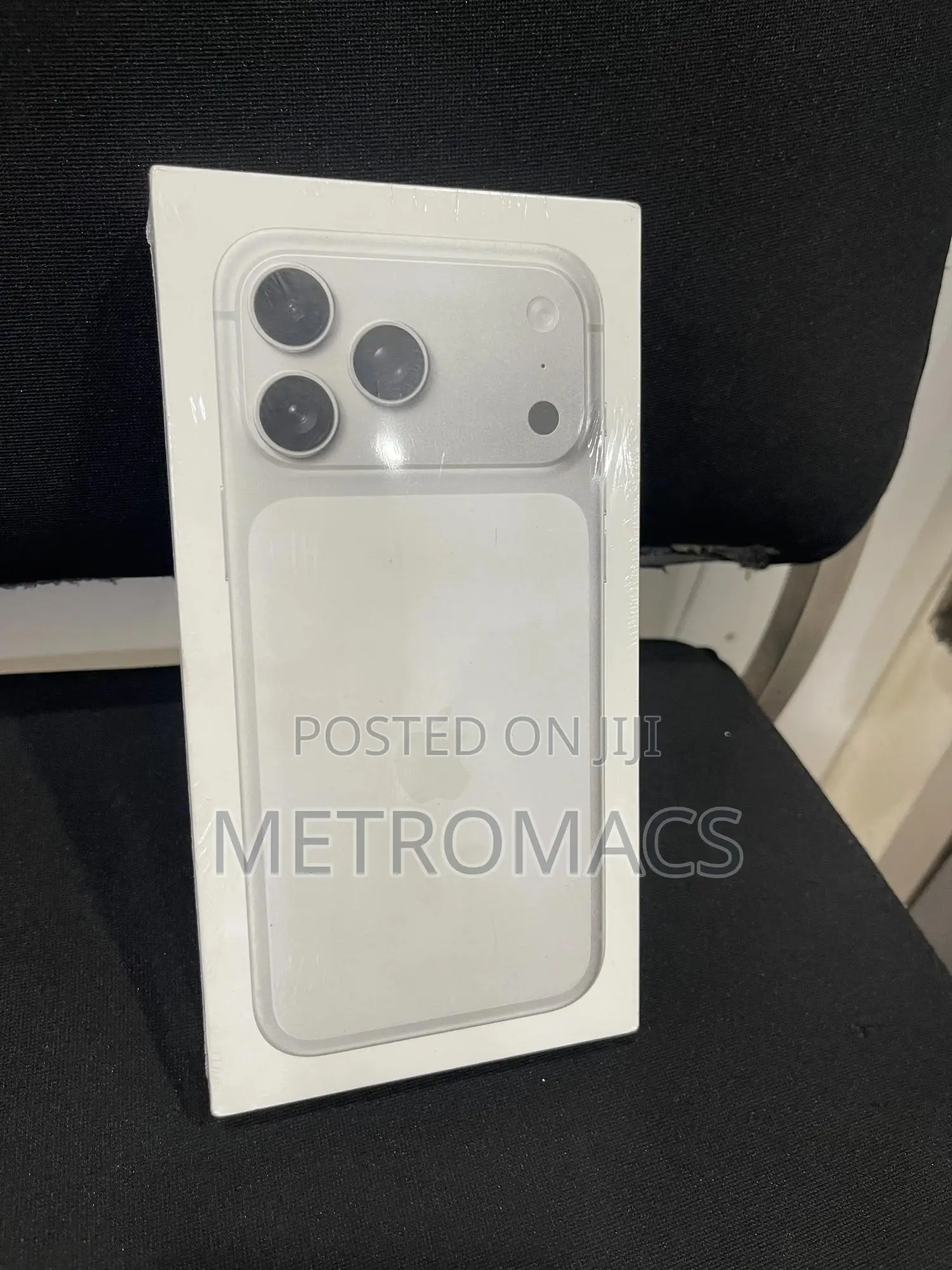 New Apple iPhone 17 Pro Max 256 GB Silver