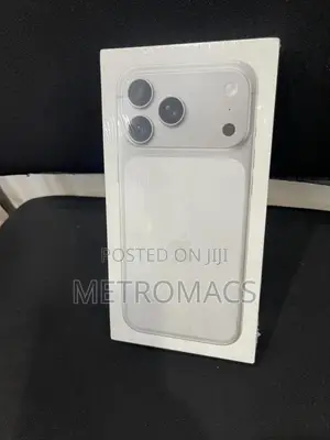 New Apple iPhone 17 Pro Max 256 GB Silver